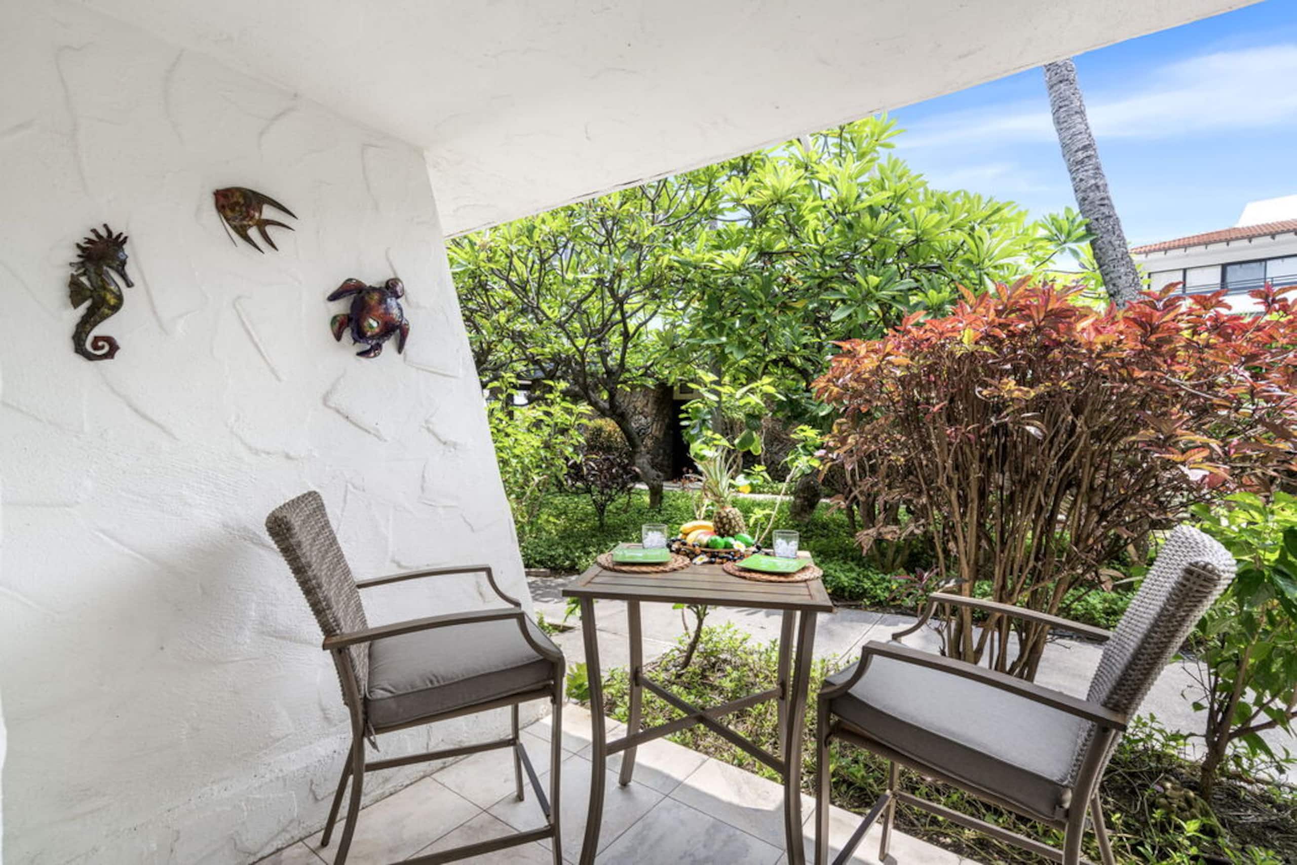 Condo in Kailua-Kona · ★4.5 · 1 bedroom · 2 beds · 1 private bath - Image 17