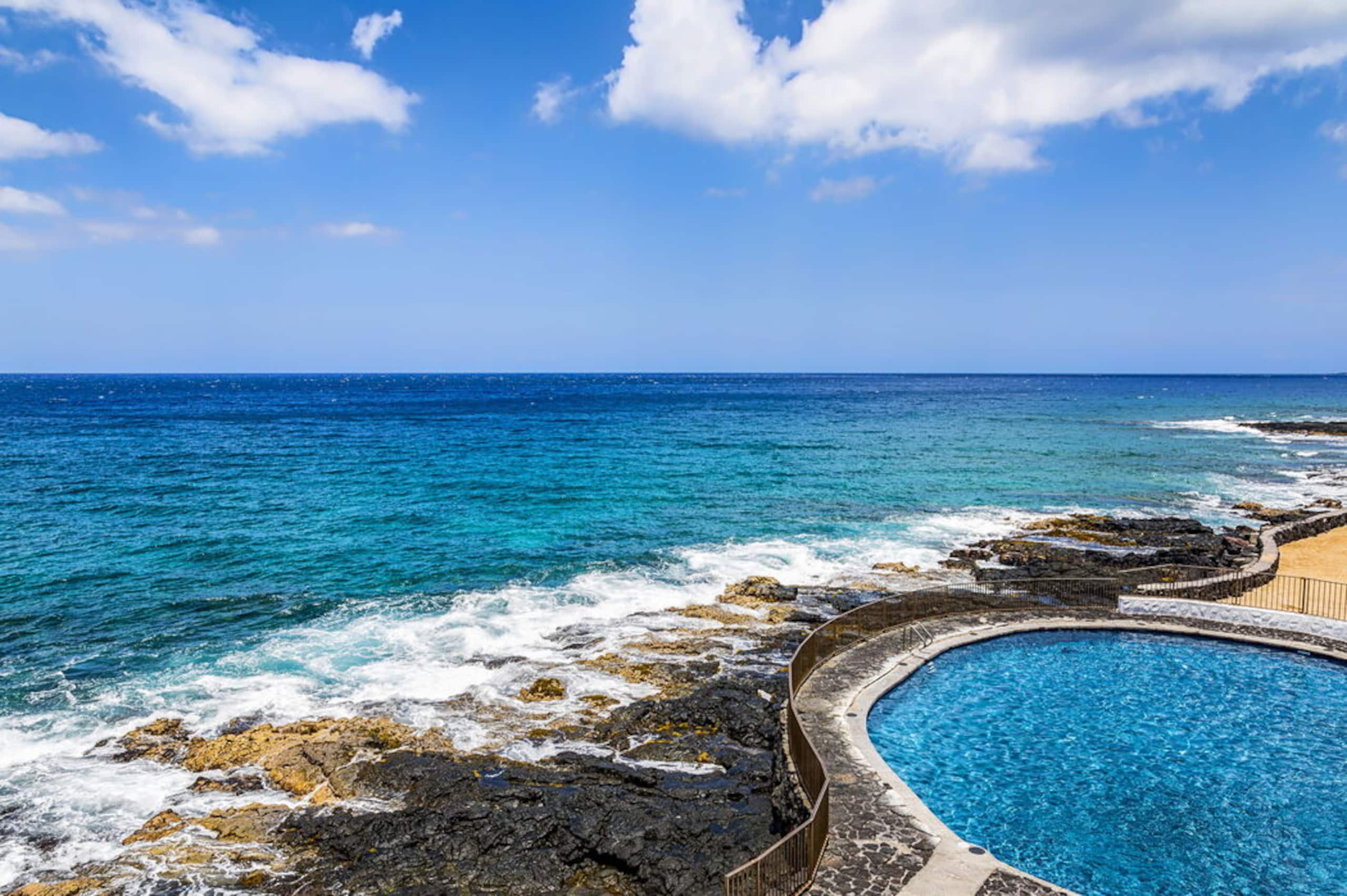 Condo in Kailua-Kona · ★4.5 · 1 bedroom · 2 beds · 1 private bath - Image 30