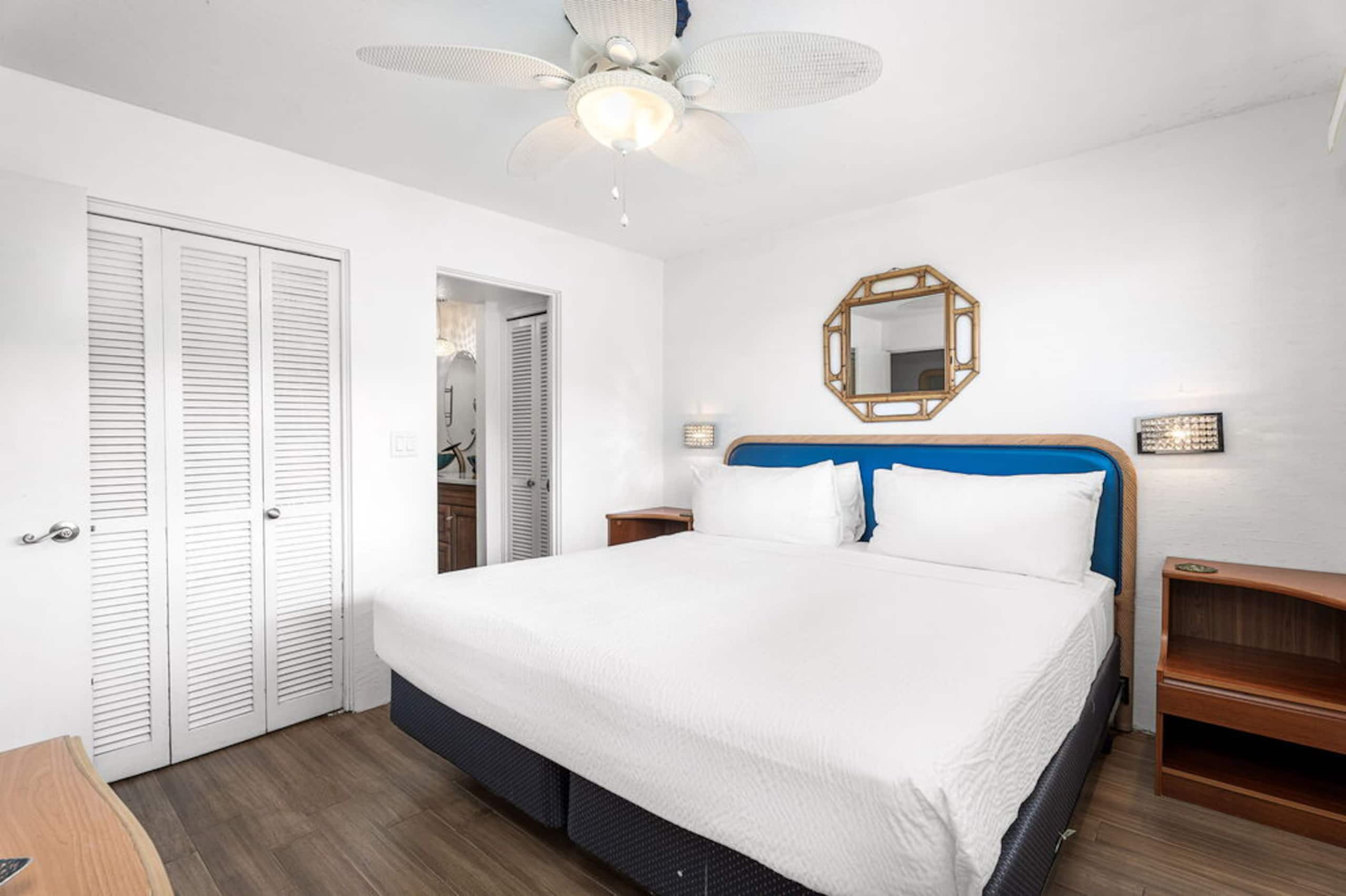 Condo in Kailua-Kona · ★4.5 · 1 bedroom · 2 beds · 1 private bath - Image 4