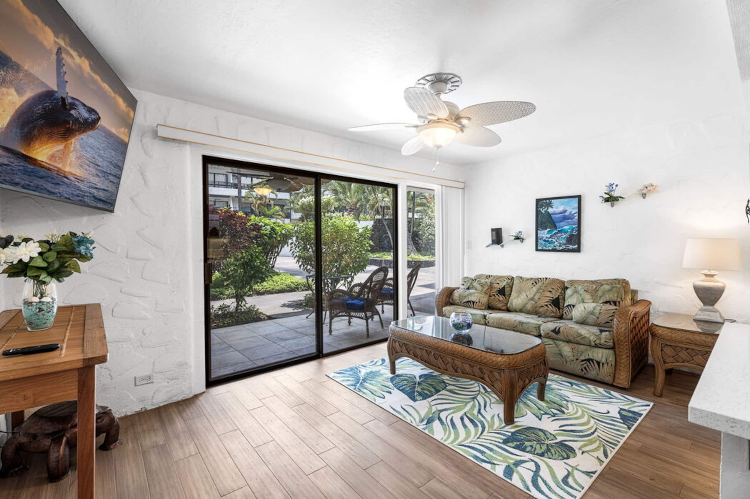 Condo in Kailua-Kona · ★4.5 · 1 bedroom · 2 beds · 1 private bath - Image 2