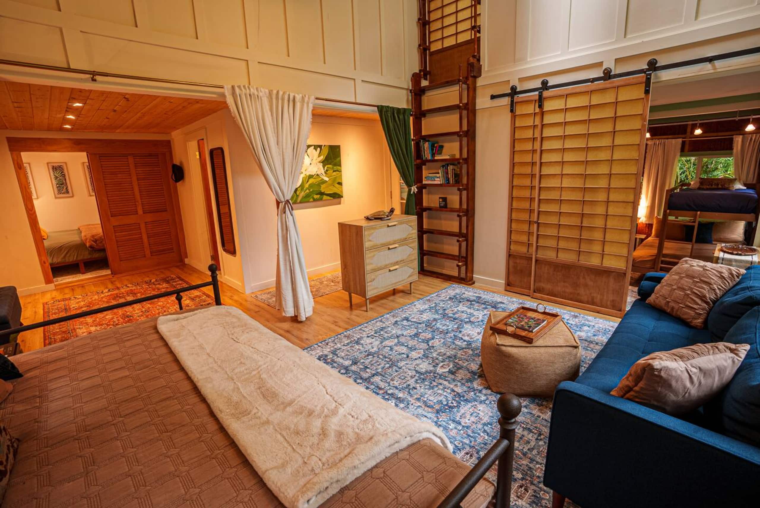 Home in Kailua-Kona · ★5.0 · 5 bedrooms · 9 beds · 3 baths - Image 21