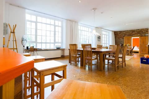 Popular Airbnb listing: Spacy 220 sqm Loft in historic Factory in Moabit