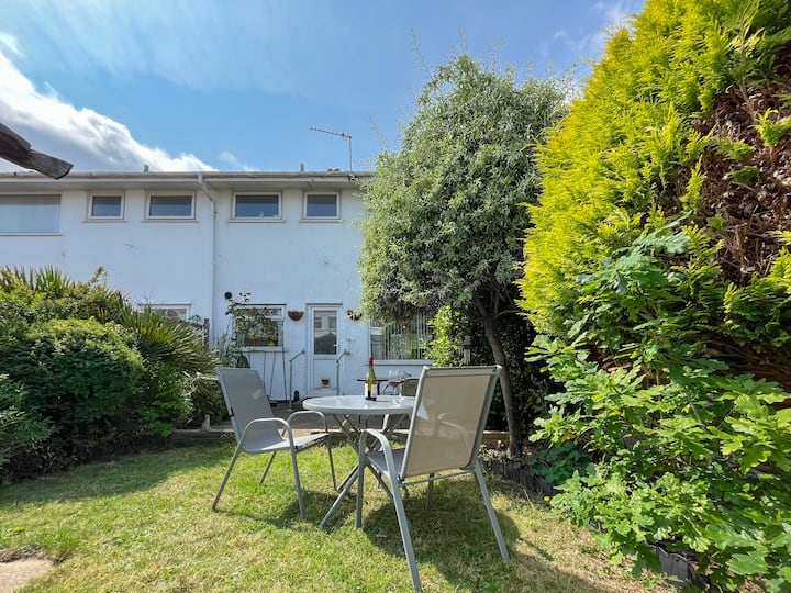 Little Orme Cottage - Rhos on Sea
