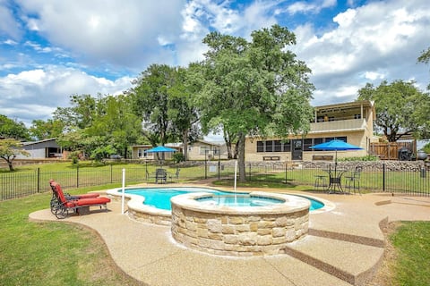 Spacious Lakeview Oasis with Pool + Hot Tub