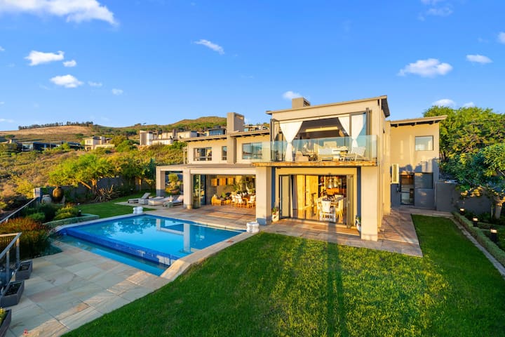 Villa in Boskloof Eco Estate with Bicoastal Views