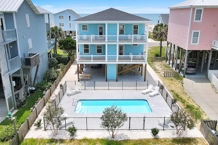 Vitamin Sea: Coastal Chic Home With Private Pool, - Oak Island, NC