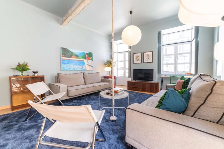 Spacious & Stylish 4br Retreat In Heart Of Lisbon - Seixal