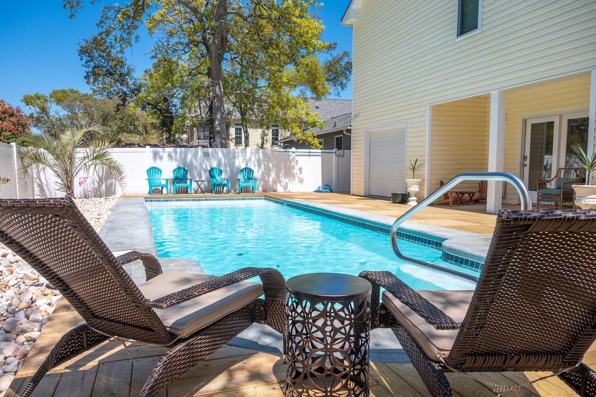 The Sassy Seahorse: Spacious Beach Home with