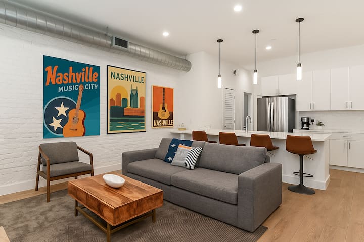 The Saddlery-Southern Set-2 Units-Walk to Broadway