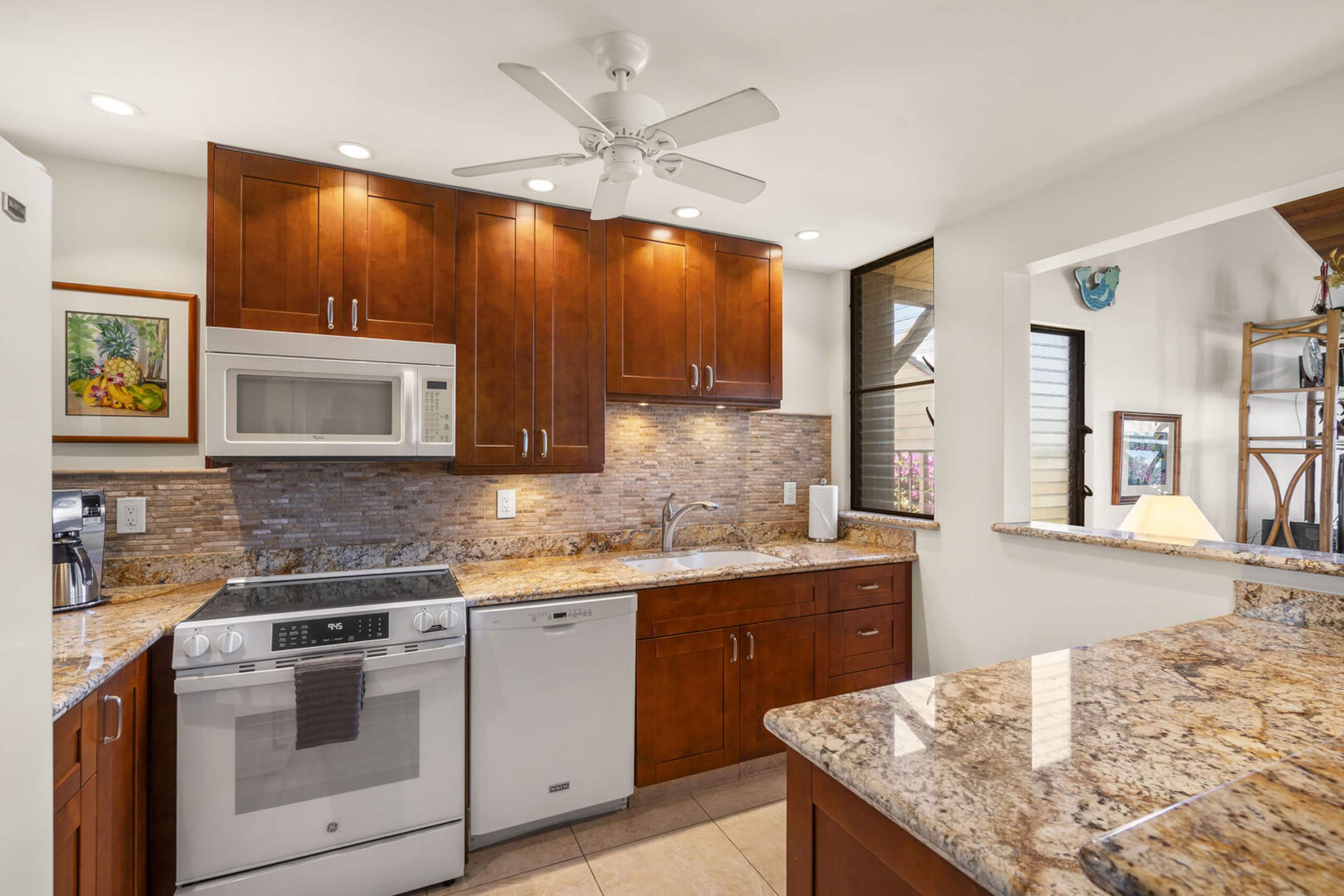 Condo in Kihei · ★5.0 · 2 bedrooms · 4 beds · 2 baths - Image 8