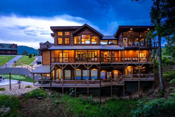 Indoor Pool | Hot Tub | Golf – Sierra Cascades - Cabins for Rent