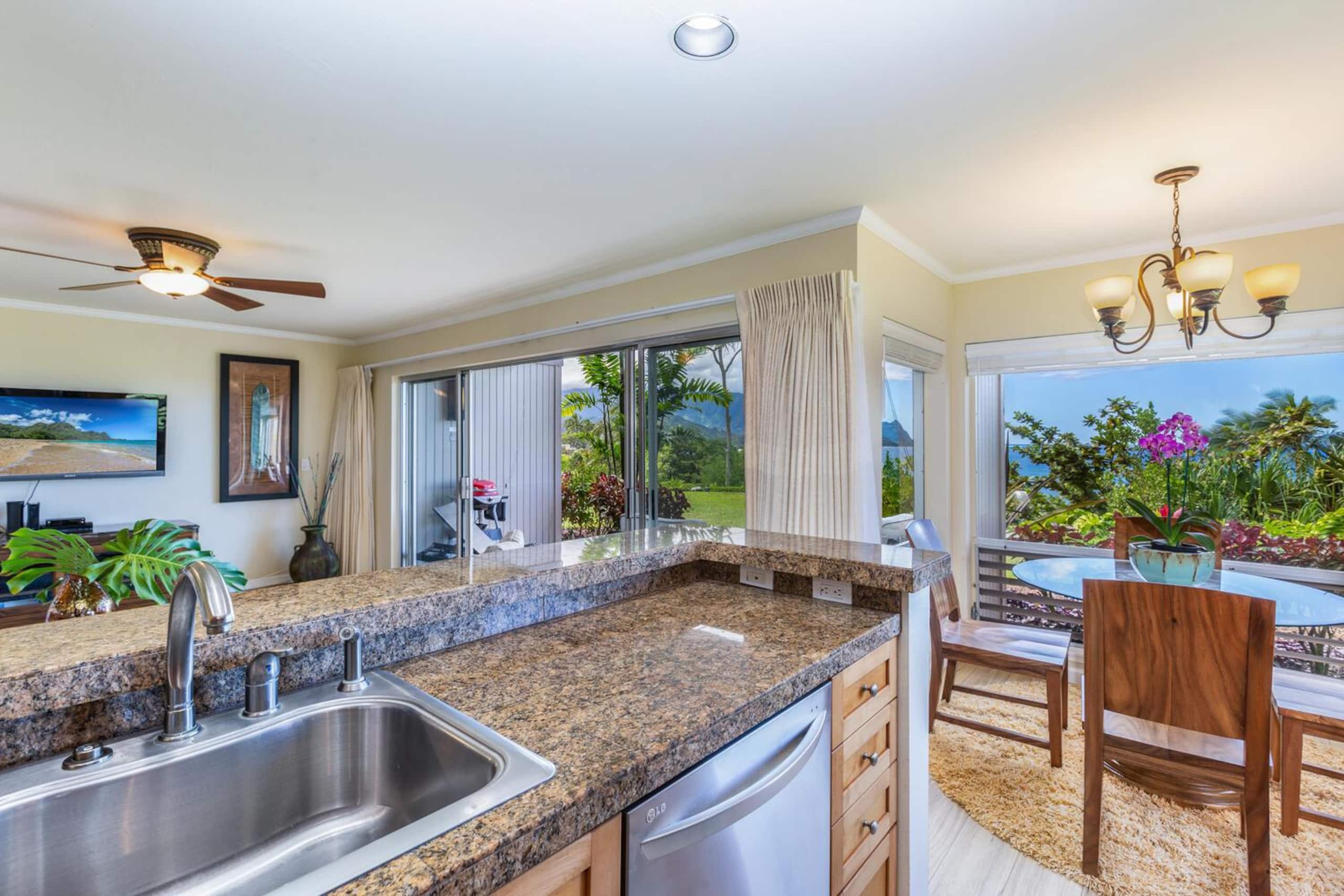Condo in Princeville · ★5.0 · 1 bedroom · 1 bed · 1 bath - Image 3