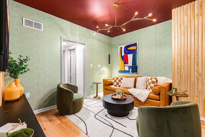 Our sleek and stylish den is the perfect place to relax. Watch your favorite shows on the 65" smart TV or use the comfortable sofa bed for extra sleeping space. Great for movie nights, quiet mornings, or winding down after a day out.