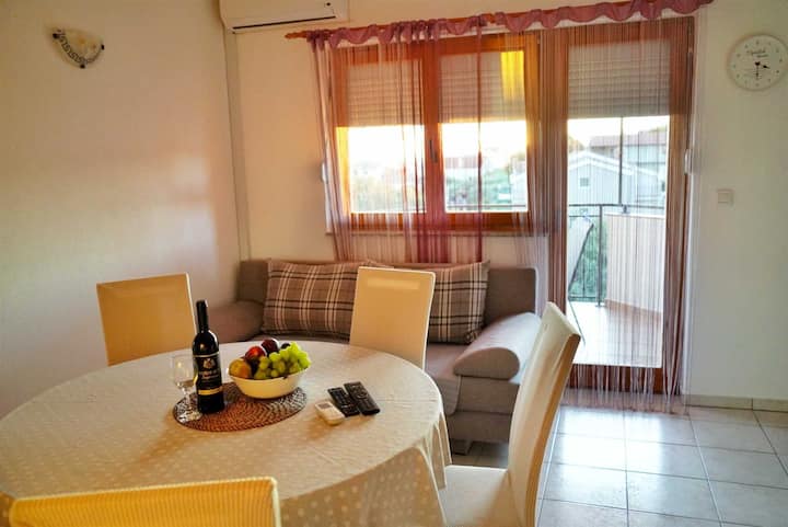 Jukic Two-bedroom Apartment With Sea View 2 - Biograd na Moru