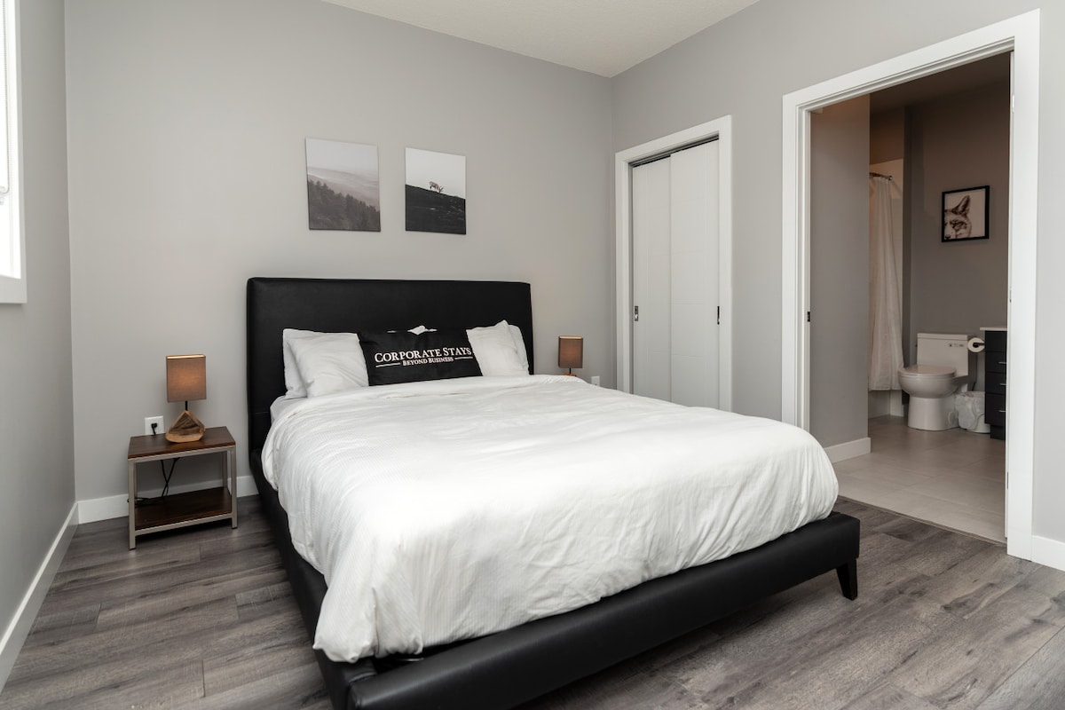 שהיות עסקיות אדמונטון יחידה 501 (14)