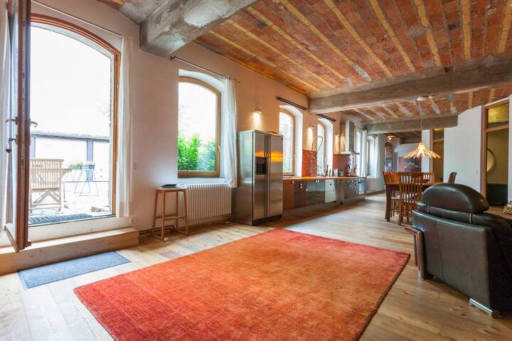 Horse Stable Ground Floor Loft gallery image 4