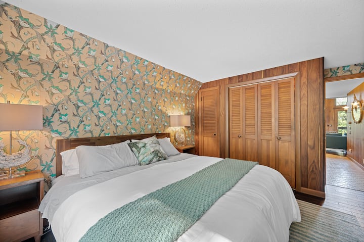Camels Hump View bedroom 2 main level 2