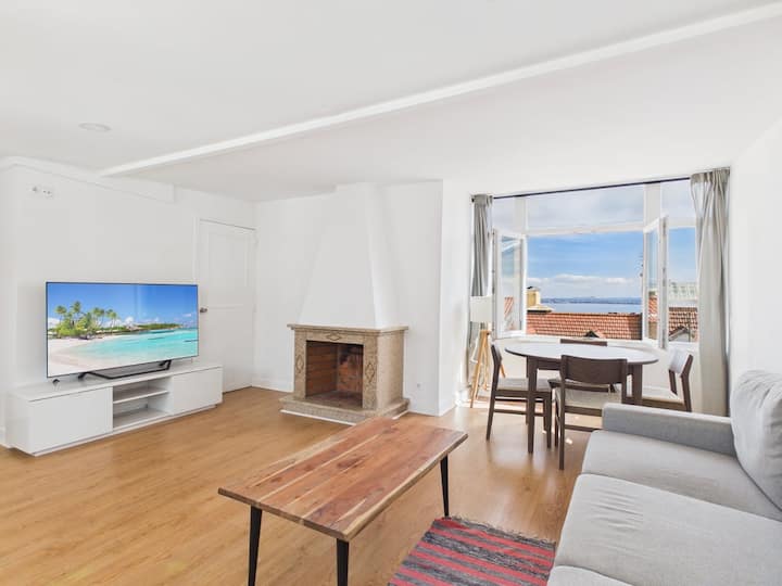 Charmant Duplex 2ch Vue Tage – Calme & Bien Situé - Lissabon