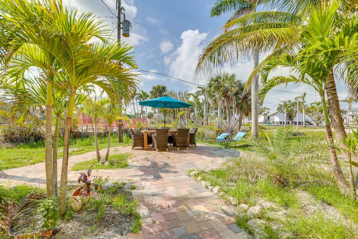 Walk To Beach: Fort Meyers Home W/ Patio! - Fort Myers Beach, FL