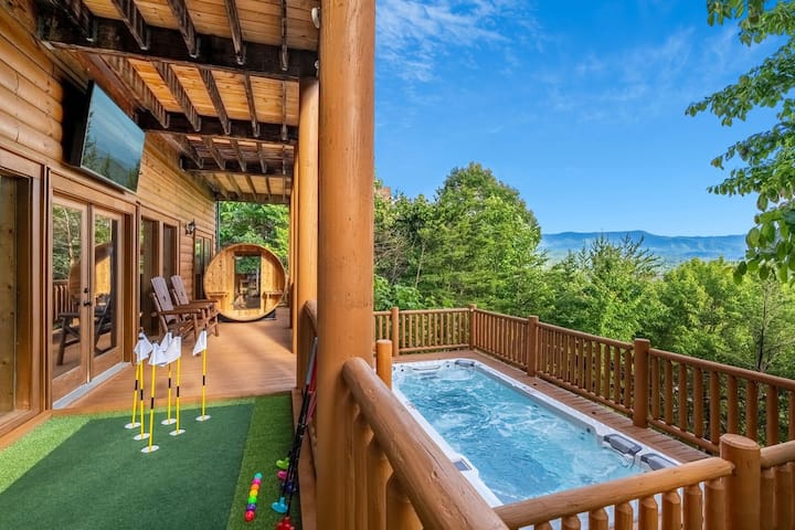 Heated Pool + Sauna + Hottub + Puttputt, Sleeps 40 - Tennessee