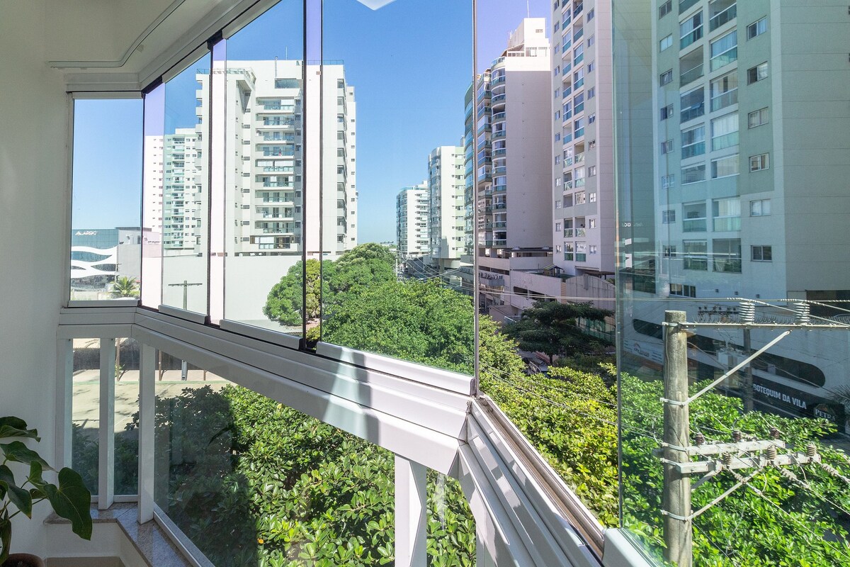 Pogled (iz objekta / sobe)