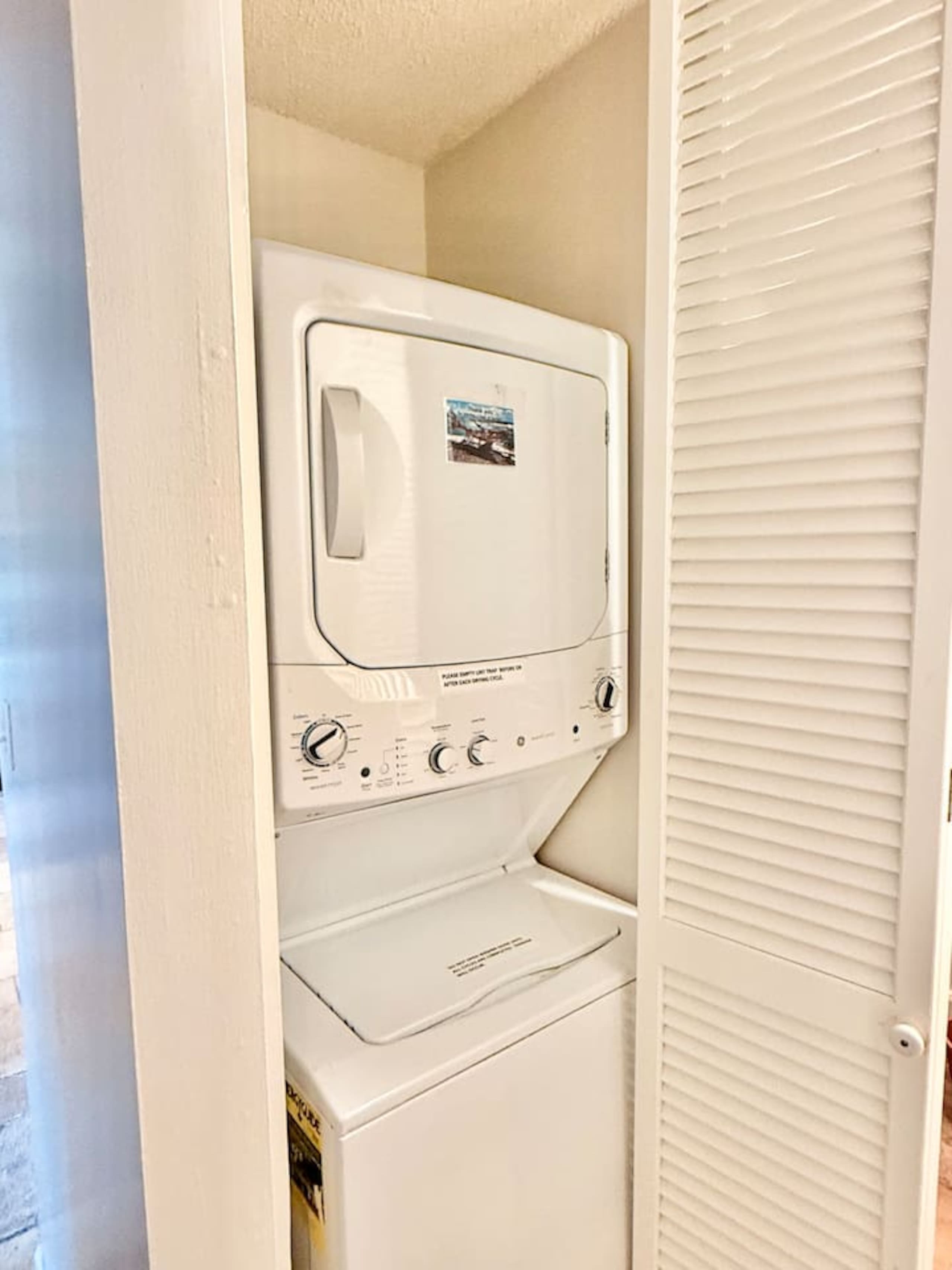 Condo in Kihei · ★4.9 · 1 bedroom · 2 beds · 2 baths - Image 17