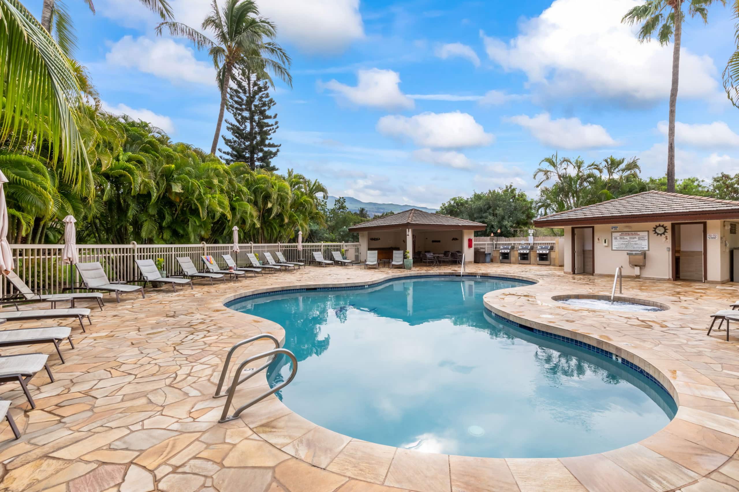 Condo in Kihei · ★4.83 · 1 bedroom · 2 beds · 2 shared baths - Image 28