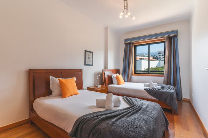 Views Of Madeira By Atlantic Holiday - Funchal