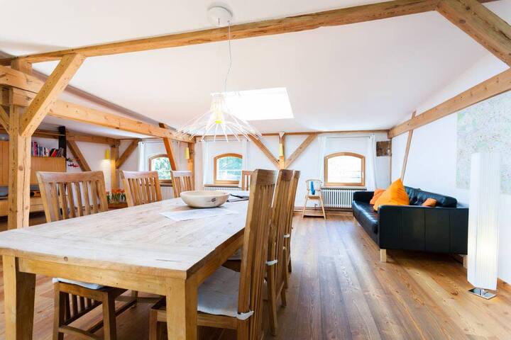 Horse Stable Hayloft gallery image 3