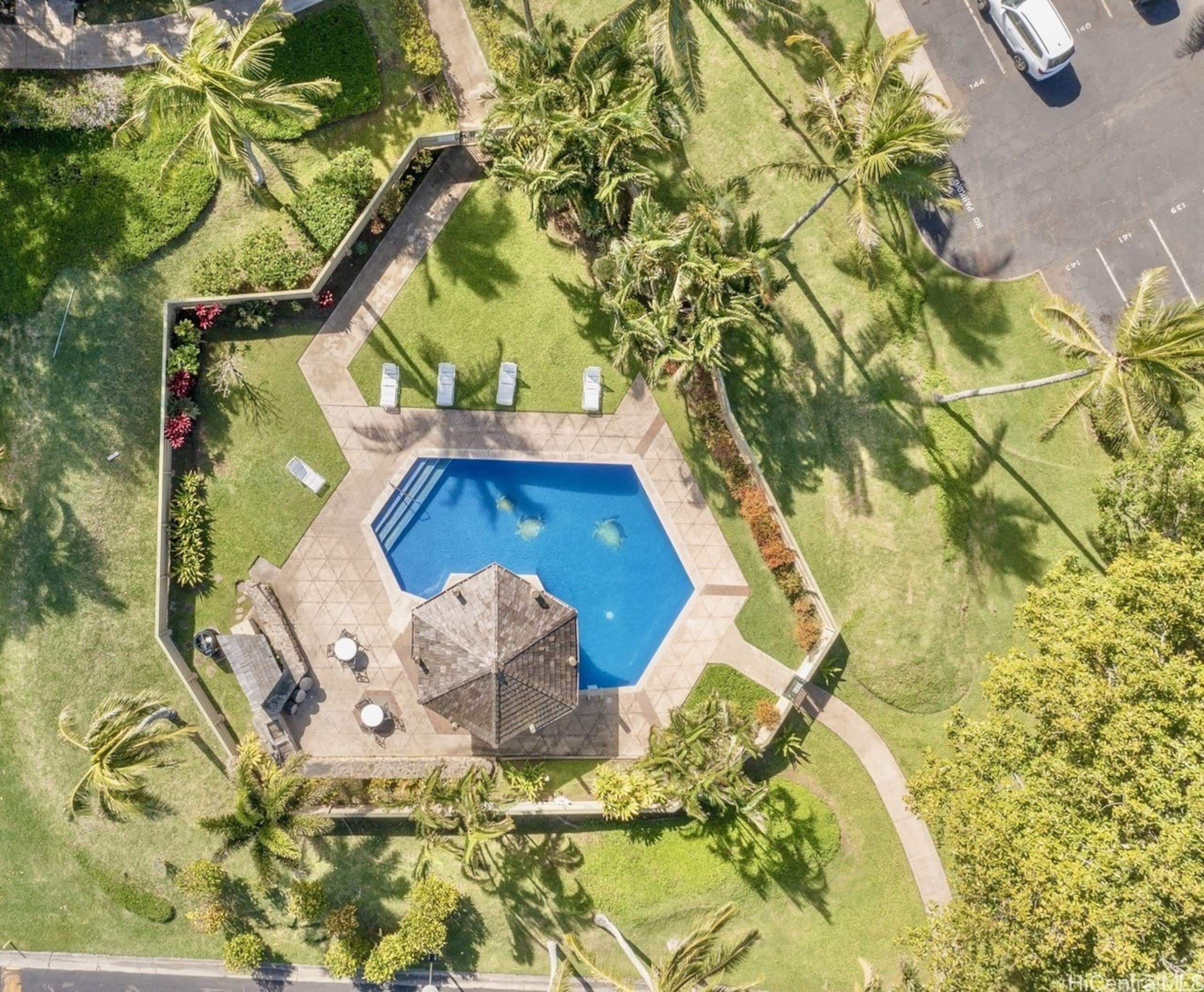 Townhouse in Kawela Bay · ★4.98 · 2 bedrooms · 5 beds · 2.5 baths - Image 25