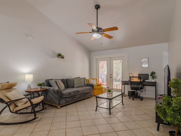 Gainesville Cozy Pet Friendly Near Uf & Downtown - Gainesville, FL