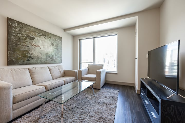 Outdoor Fireplace & Harbor Views! 1br Nr Airport - Boston, MA