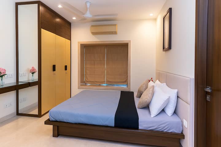 Urban Luxe By Jadecaps | Nr Birla Mandir | 3bhk - Kolkata (Calcutta)