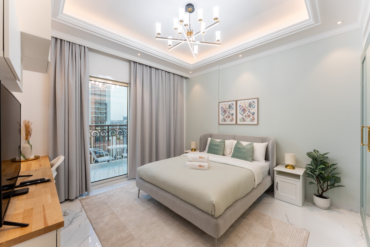 Top performing Airbnb: Modern Cozy Studio in Arjan | Stylish Retreat in Al Barsha South Third