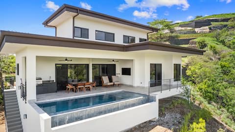 New Build - Valley Views - 30 Minutes from LIR
