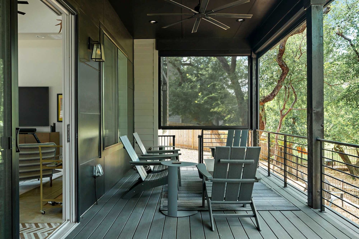 Stylish East Austin Home | 2BR | BBQ | Near DT ATX