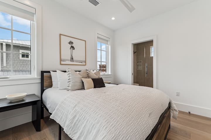 3-cü mərtəbə - Kraliça Qonaq Otağı