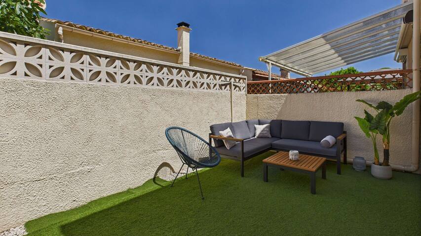 Nancy S'ANTONI - Pro-Managed managed Airbnb listing 2