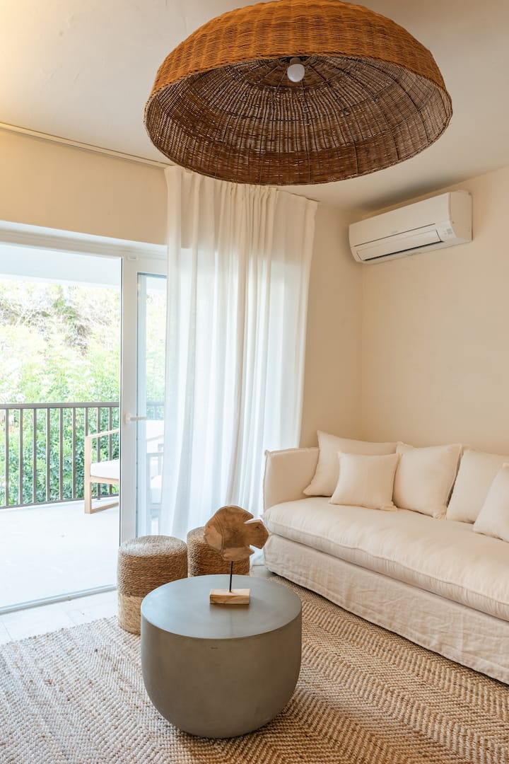 20- Luxury Taupé Apartments - Minorca