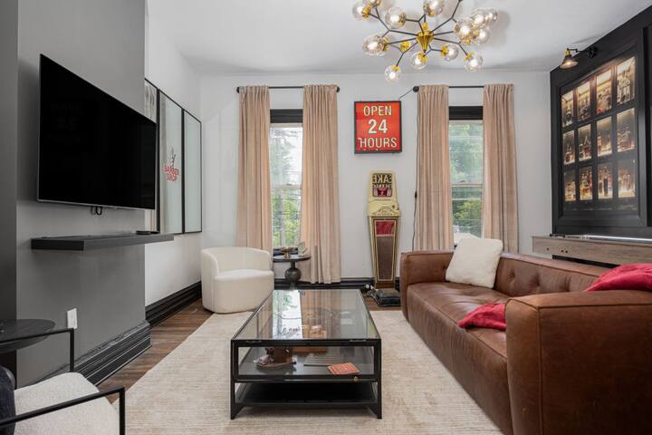 German Village Speakeasy | Private Balcony gallery image 4