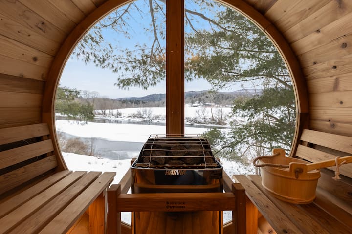 Designer A-Frame Treehouse | Hot Tub & Sauna