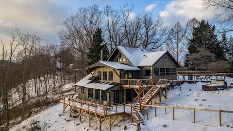 Hygge River House • Hot Tub, Fire Pit, River Views