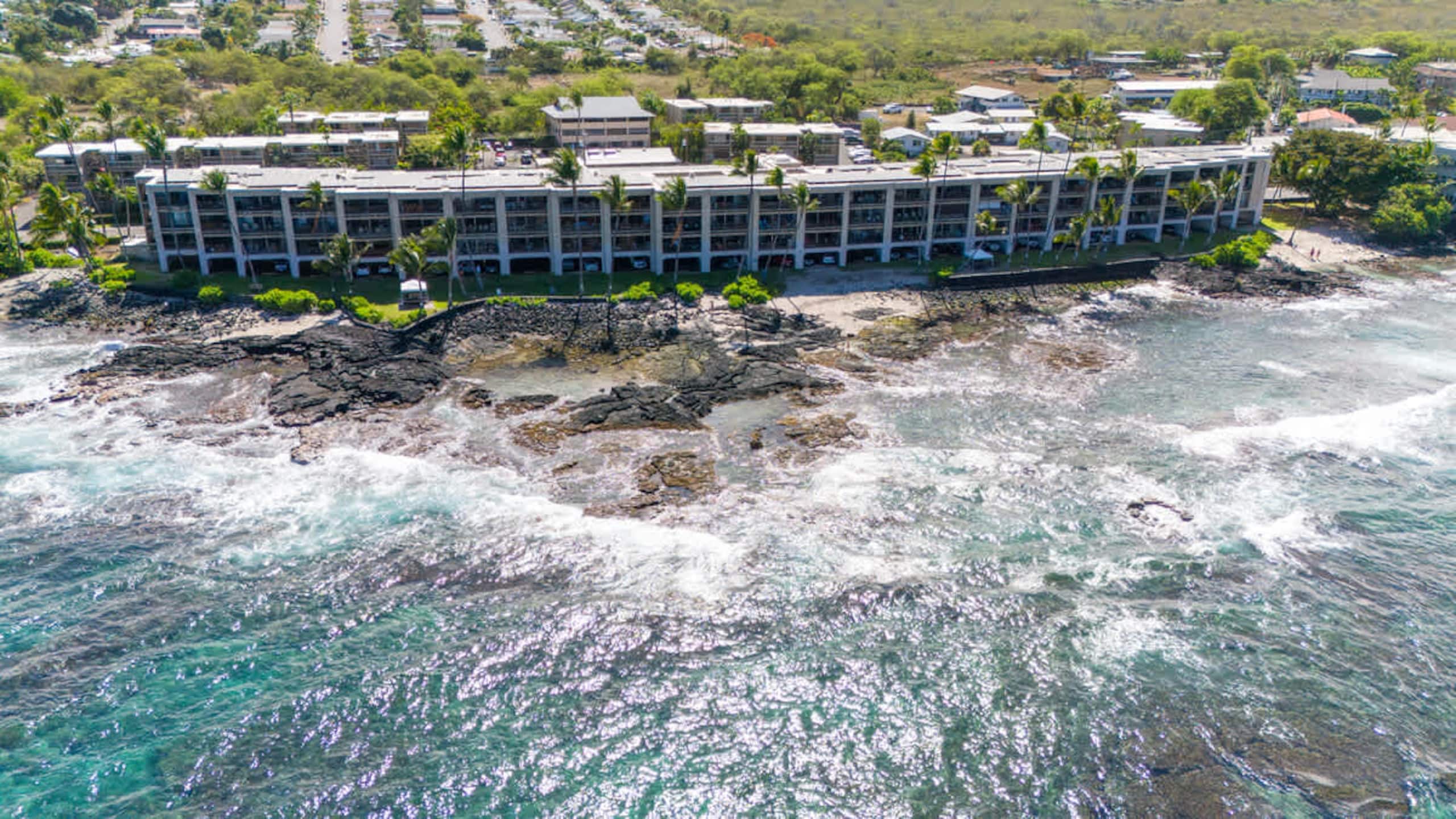 Condo in Kailua-Kona · ★4.85 · 1 bedroom · 2 beds · 1 bath - Image 26
