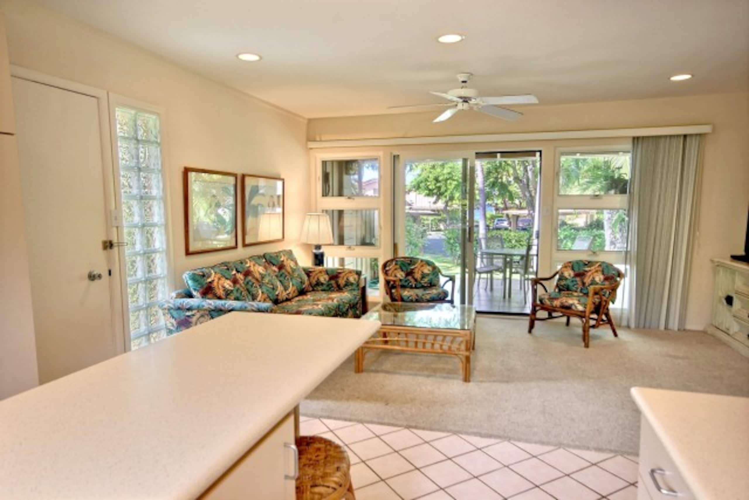 Townhouse in Lahaina · ★4.2 · 1 bedroom · 1 bed · 2 baths - Image 15