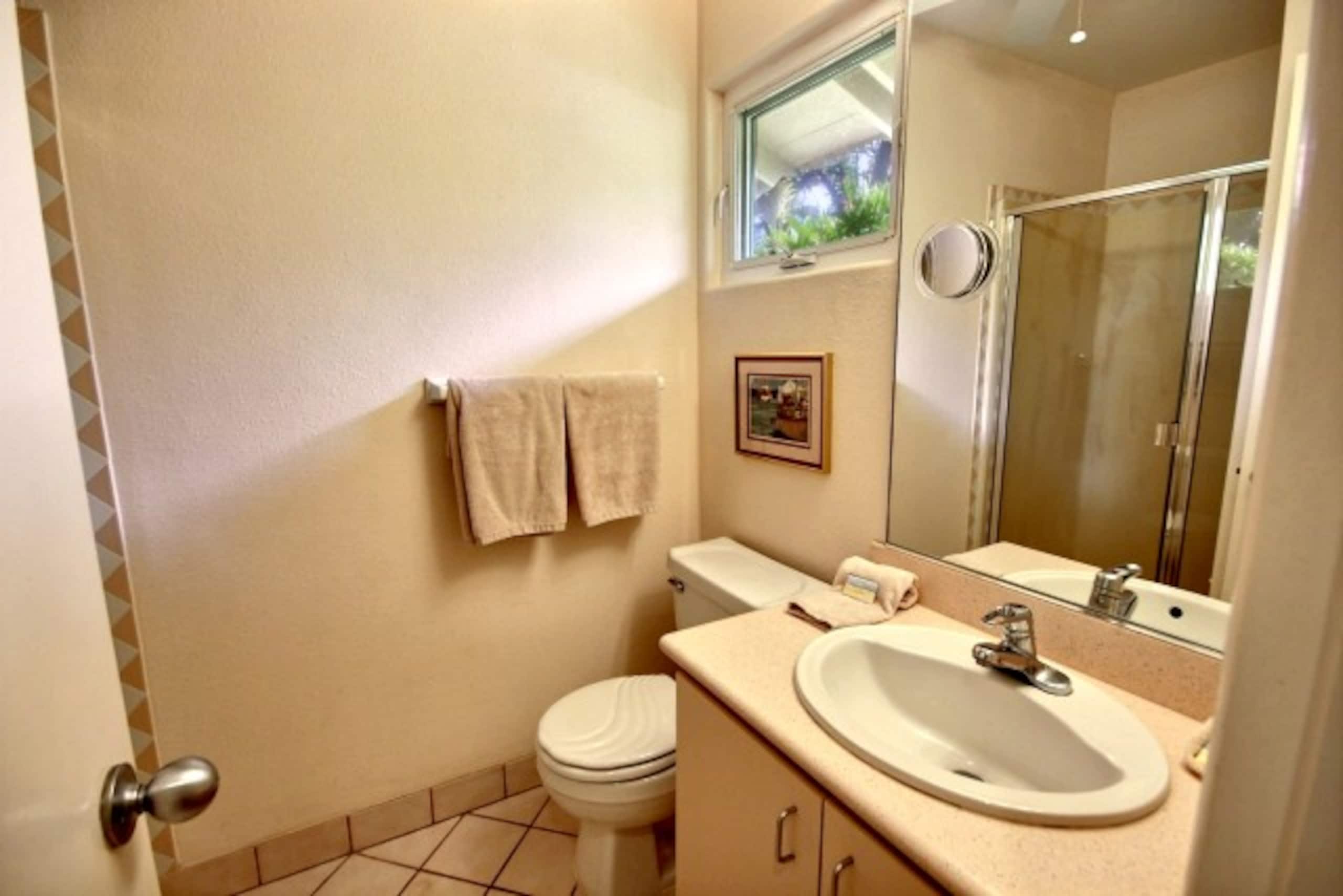Townhouse in Lahaina · ★4.2 · 1 bedroom · 1 bed · 2 baths - Image 20
