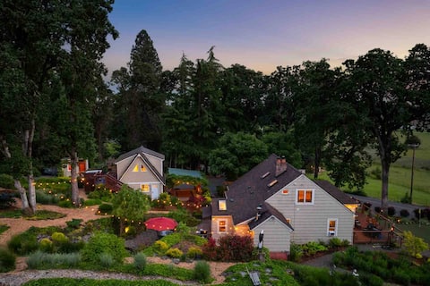 Magnificent West Linn Escape on Two Acres, Golf,