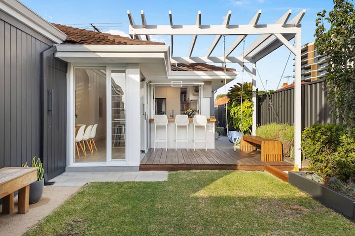 Ivory Tide – coastal living