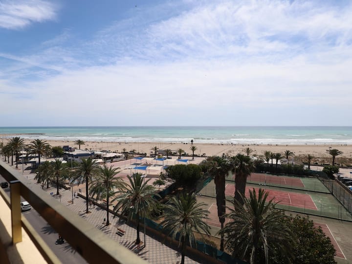 Panoramic Mediterranean Views – Beachfront! - Sagonte