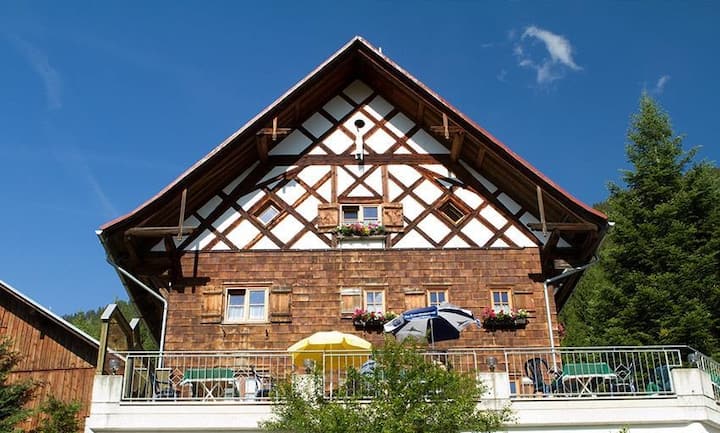 Selbstversorgerhütte N 15 - Max 48 Personen - Kleinwalsertal