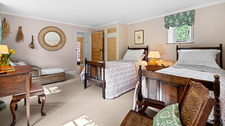 Sovrum tre har två enkelsängar